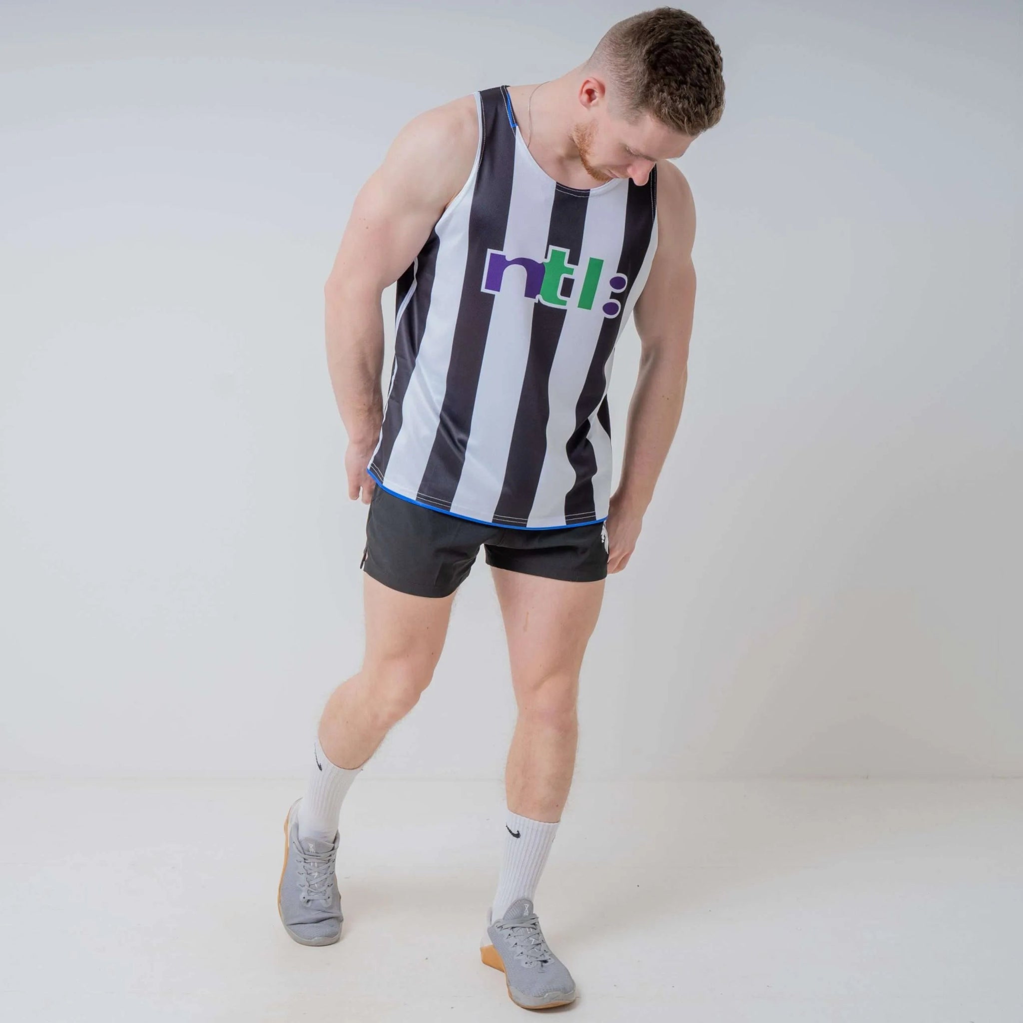 The Shearer 99 Retrokit Vest - Calcio Mundial